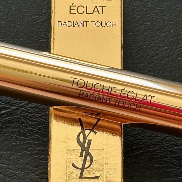 Yves Saint Laurent Touche Éclat High Cover Radiant Concealer #5 HONEY / BOXED - Picture 5 of 8